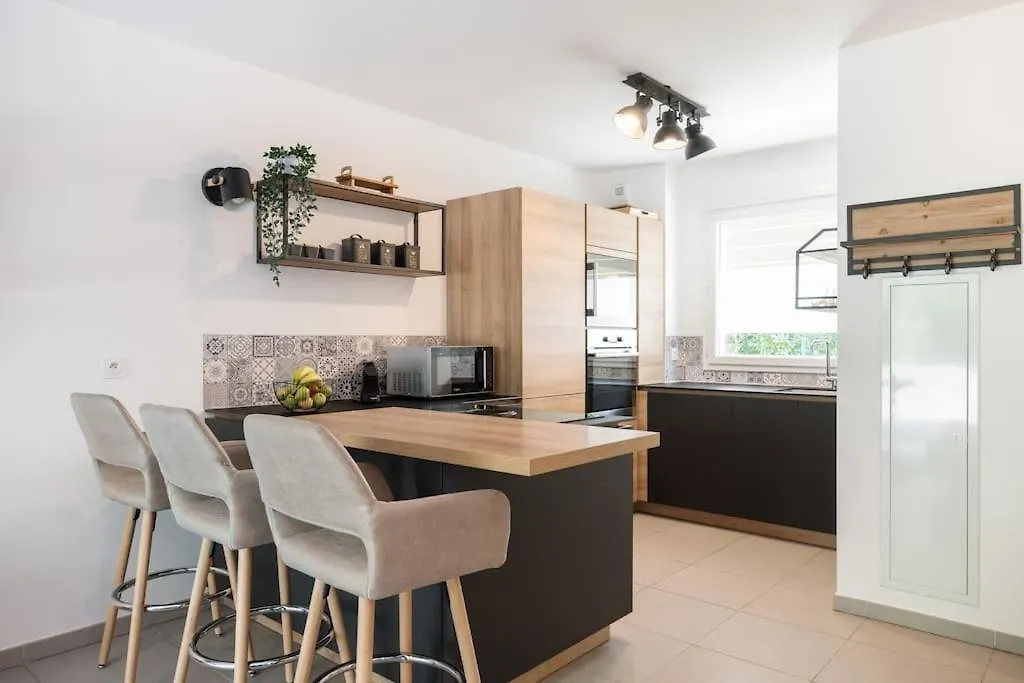 Holiday home Villa Eden - Maison De Ville Au Coeur De Menton, Plage A 7 Minutes